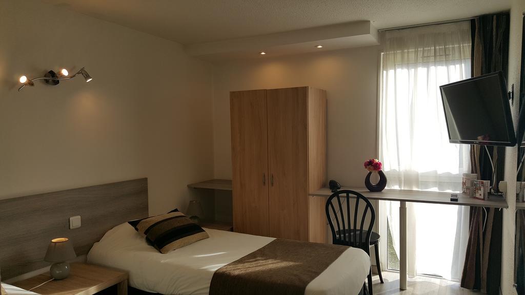 Magnanville Hotel Eclipse מראה חיצוני תמונה