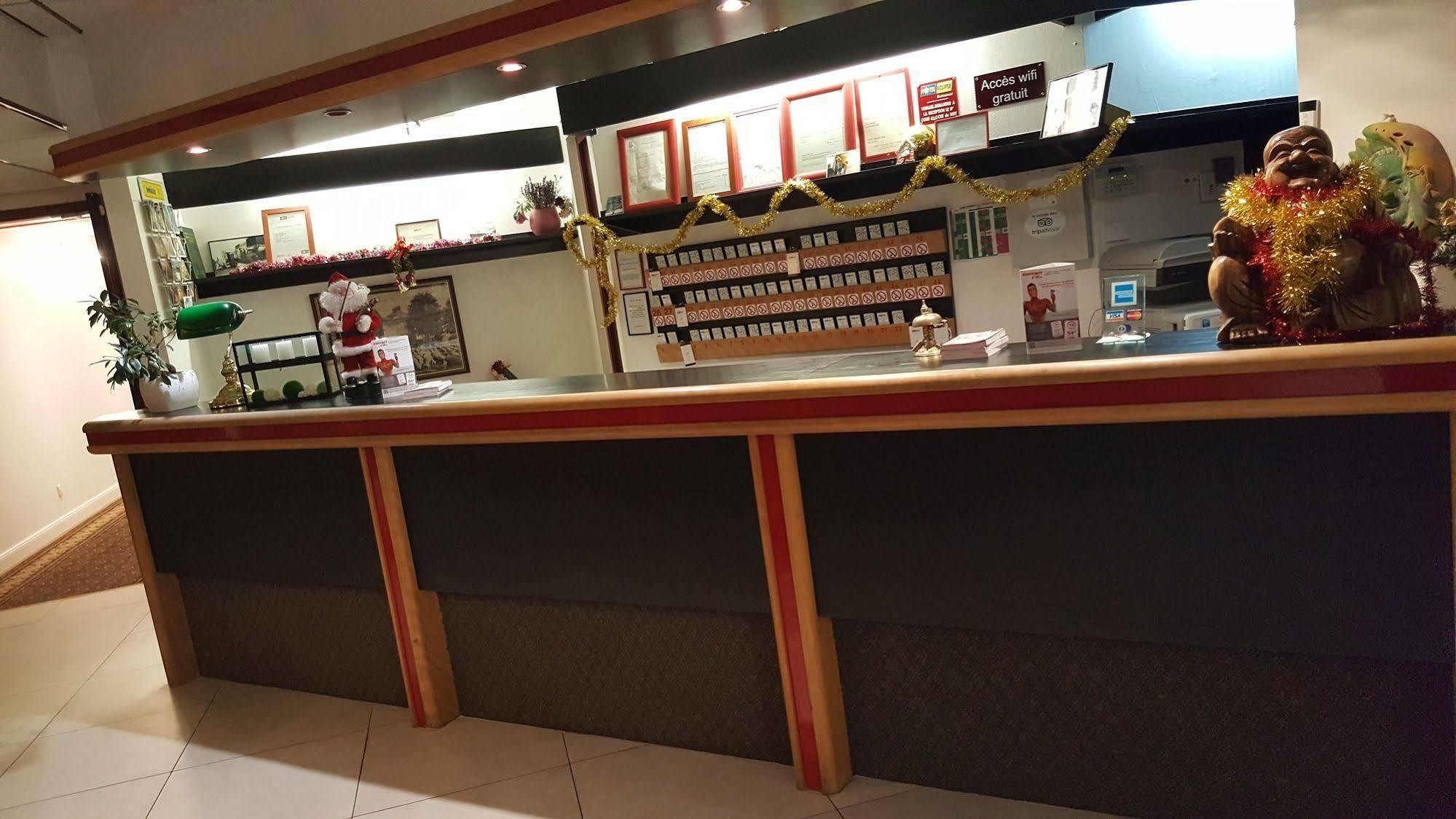 Magnanville Hotel Eclipse מראה חיצוני תמונה